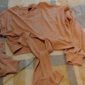 Ladies top tired in the front